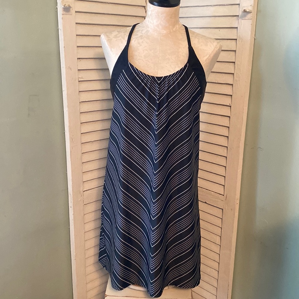 Athleta Bathing-suit Sundress Black White Knit Sz 38 B / C